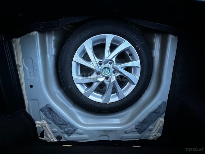 Toyota Corolla 2018, 188,000 km - 1.6 л - Bakı