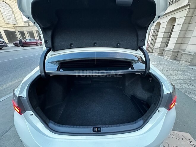 Toyota Corolla 2018, 188,000 km - 1.6 л - Bakı