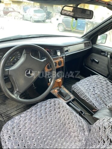 Mercedes 190 1992, 410,000 km - 1.8 l - Sumqayıt