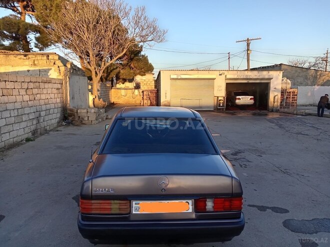 Mercedes 190 1992, 410,000 km - 1.8 l - Sumqayıt