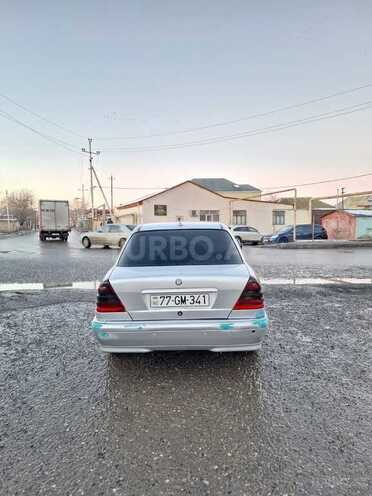 Mercedes C 220 1999, 241,524 km - 2.2 l - Bakı