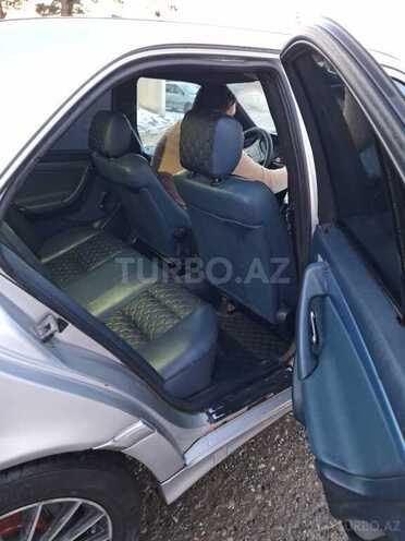 Mercedes C 220 1999, 241,524 km - 2.2 l - Bakı