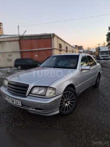 Mercedes C 220 1999, 241,524 km - 2.2 l - Bakı