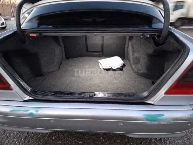 Mercedes C 220 1999, 241,524 km - 2.2 l - Bakı