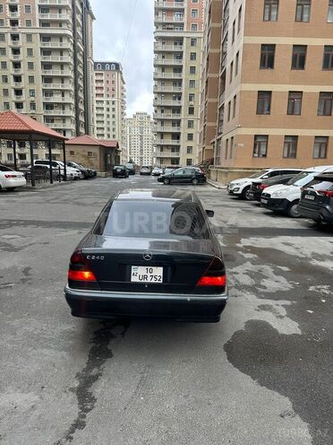 Mercedes C 240 1998, 280,000 km - 2.4 л - Bakı