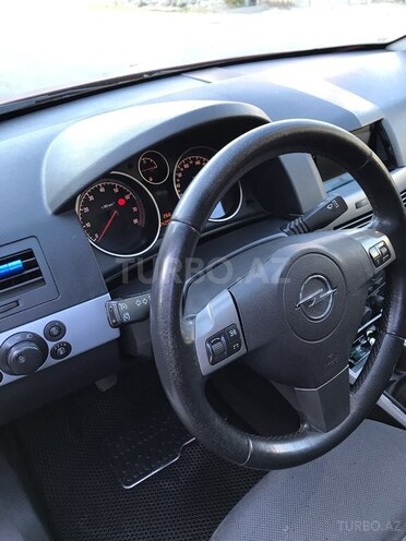 Opel Astra 2006, 185,000 km - 1.4 l - Şəki