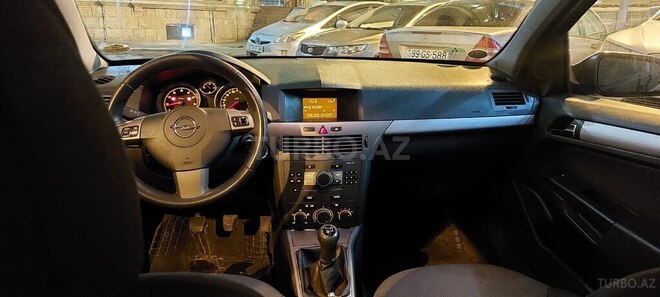 Opel Astra 2006, 250,000 km - 1.4 l - Bakı