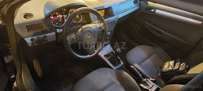 Opel Astra 2006, 250,000 km - 1.4 l - Bakı
