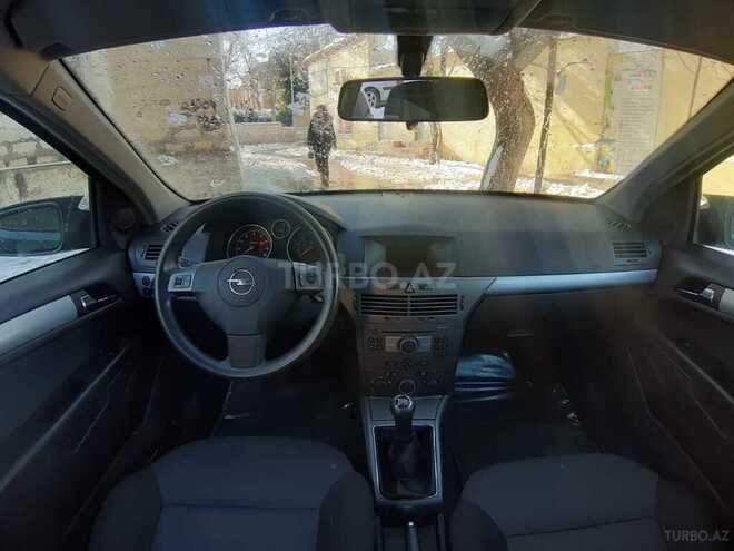 Opel Astra 2004, 250,000 km - 1.4 л - Bakı