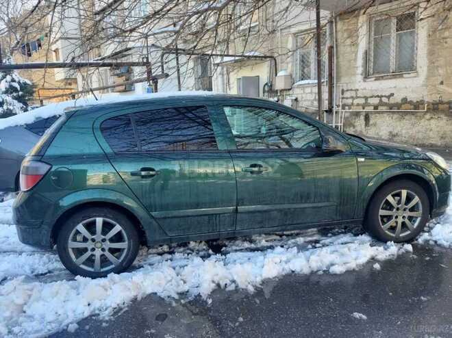 Opel Astra 2004, 250,000 km - 1.4 л - Bakı