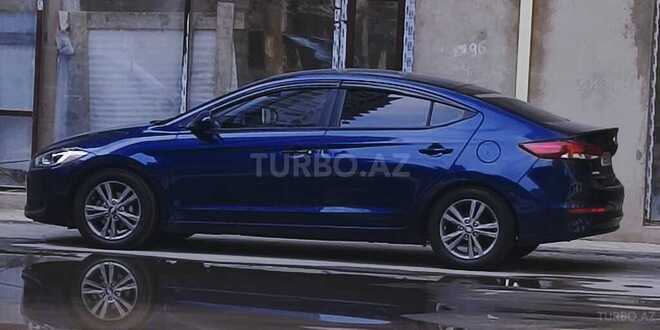 Hyundai Elantra 2018, 55,000 km - 2.0 л - Bakı
