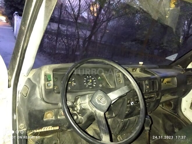 GAZ 32212 1999, 240,000 km - 2.4 l - Bakı