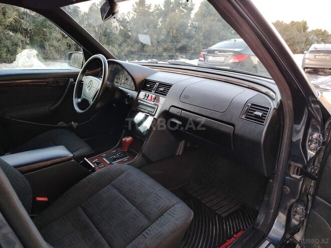 Mercedes C 240 1998, 33,469 km - 2.4 l - Bakı