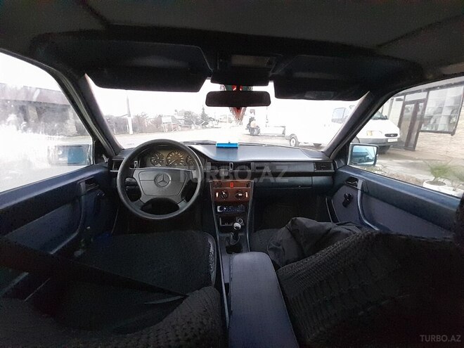 Mercedes E 200 1987, 648,046 km - 2.0 l - Lənkəran