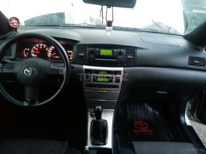 Toyota Corolla 2005, 285,000 km - 1.4 l - Ağdaş