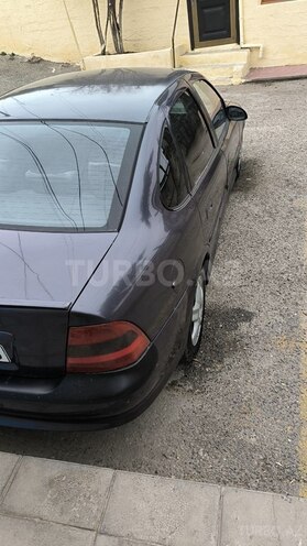 Opel Vectra 1996, 285,000 km - 2.0 l - Bakı