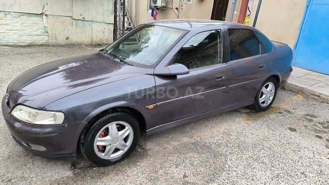 Opel Vectra 1996, 285,000 km - 2.0 l - Bakı