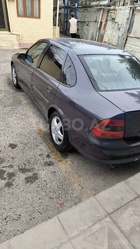 Opel Vectra 1996, 285,000 km - 2.0 l - Bakı