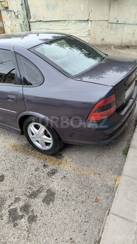 Opel Vectra 1996, 285,000 km - 2.0 l - Bakı
