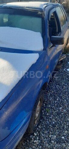 Volkswagen Golf 1994, 599,990 km - 1.8 l - Bərdə