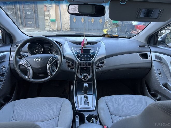 Hyundai Elantra 2013, 241,402 km - 1.8 l - Gəncə