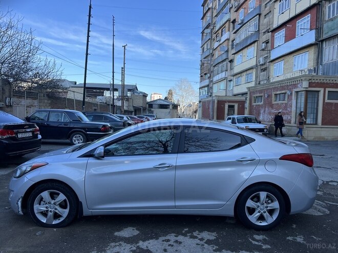 Hyundai Elantra 2013, 241,402 km - 1.8 l - Gəncə