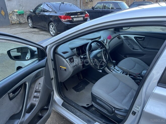 Hyundai Elantra 2013, 241,402 km - 1.8 l - Gəncə