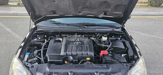 Toyota Corolla 2005, 268,106 km - 1.4 l - Gəncə