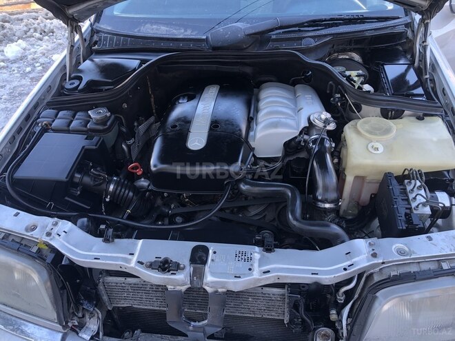 Mercedes C 220 2000, 364,000 km - 2.2 l - Biləsuvar