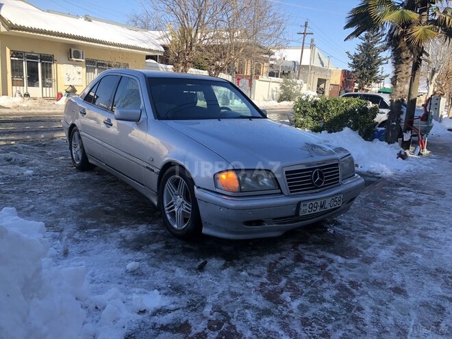 Mercedes C 220 2000, 364,000 km - 2.2 l - Biləsuvar