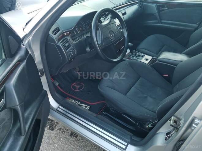 Mercedes E 230 1997, 302,234 km - 2.3 l - Gəncə