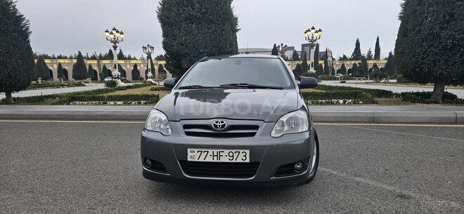 Toyota Corolla 2004, 303,176 km - 1.4 л - Gəncə