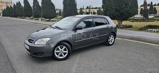 Toyota Corolla 2004, 303,176 km - 1.4 л - Gəncə