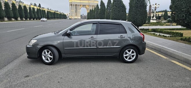 Toyota Corolla 2004, 303,176 km - 1.4 л - Gəncə