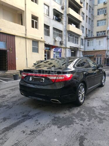 Hyundai Grandeur 2015, 205,000 km - 2.2 l - Bakı