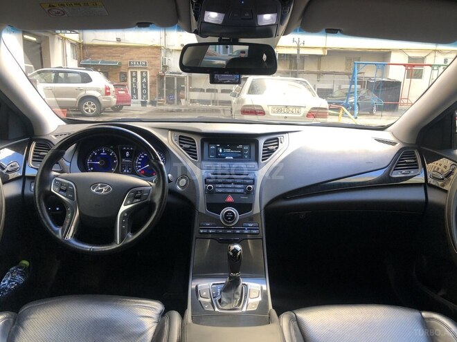 Hyundai Grandeur 2015, 205,000 km - 2.2 l - Bakı
