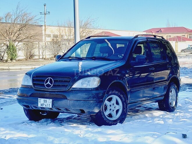 Mercedes ML 320 2001, 236,451 km - 3.2 л - Sumqayıt