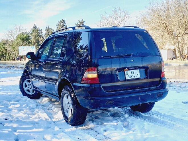 Mercedes ML 320 2001, 236,451 km - 3.2 л - Sumqayıt