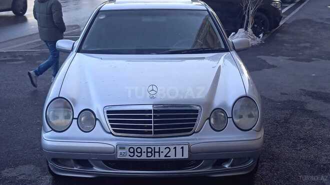 Mercedes E 220 2001, 391,000 km - 2.2 l - Bakı