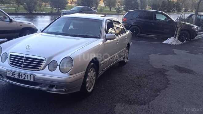 Mercedes E 220 2001, 391,000 km - 2.2 l - Bakı