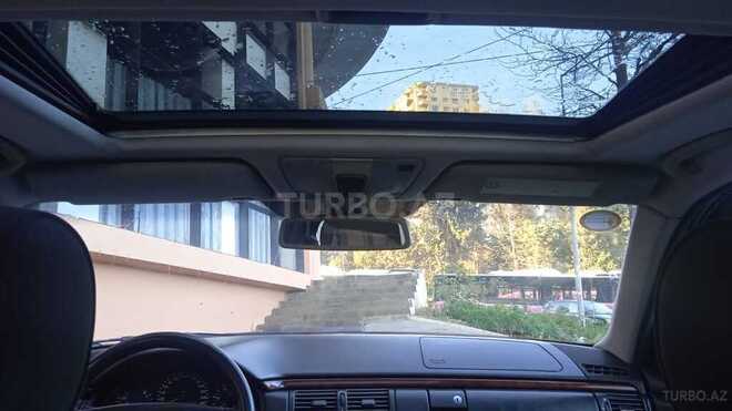 Mercedes E 220 2001, 391,000 km - 2.2 l - Bakı