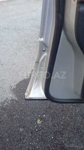 Mercedes E 220 2001, 391,000 km - 2.2 l - Bakı