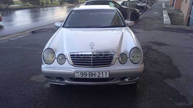 Mercedes E 220 2001, 391,000 km - 2.2 l - Bakı