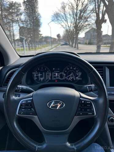 Hyundai Elantra 2018, 139,892 km - 2.0 l - Bakı