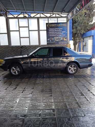 Mercedes E 300 1992, 458,500 km - 3.0 л - Sumqayıt
