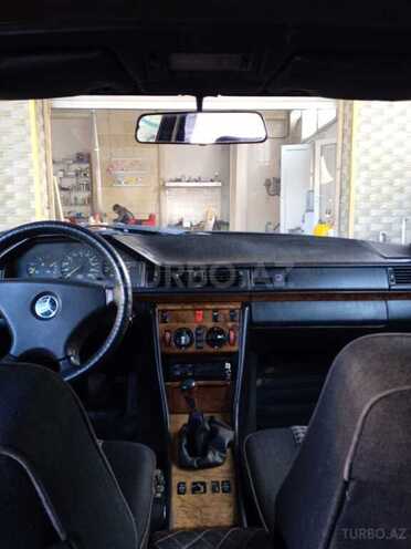Mercedes E 300 1992, 458,500 km - 3.0 л - Sumqayıt