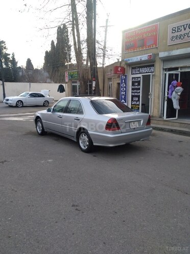 Mercedes C 220 1995, 348,000 km - 2.2 l - Qazax