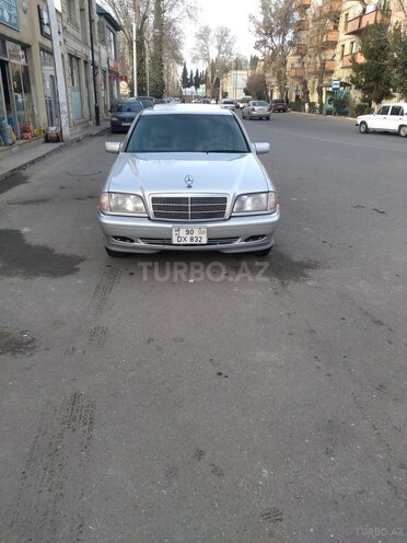 Mercedes C 220 1995, 348,000 km - 2.2 l - Qazax