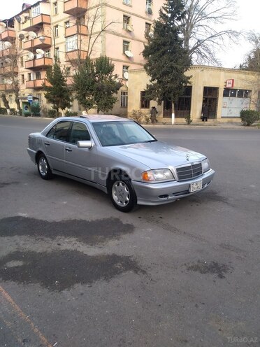 Mercedes C 220 1995, 348,000 km - 2.2 l - Qazax