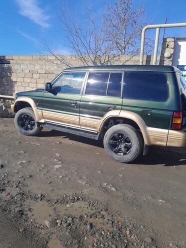 Mitsubishi Pajero 1995, 242,687 km - 2.8 l - Gəncə